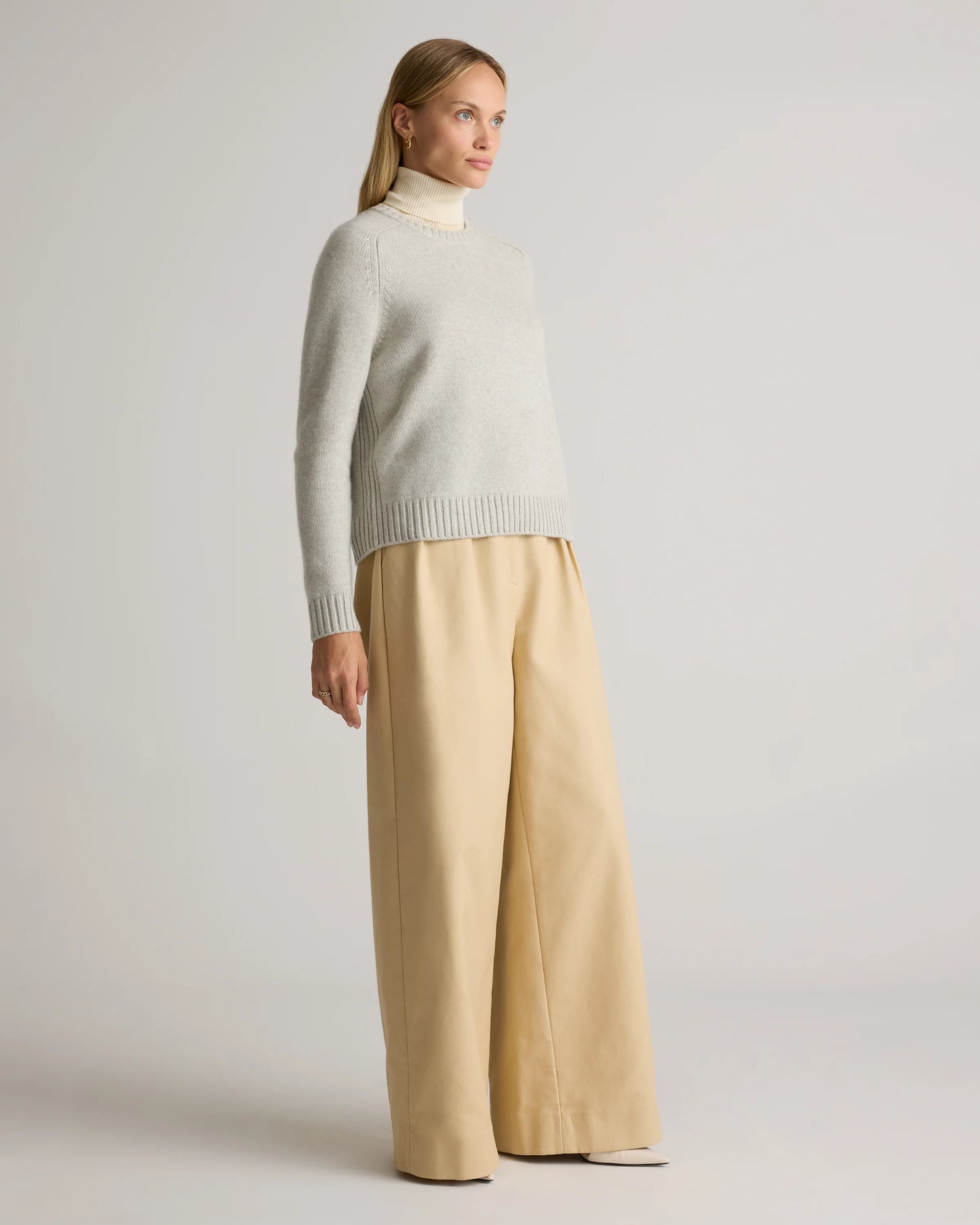 Luxe Baby Cashmere Crewneck Sweater - XS / Creamy Cortado