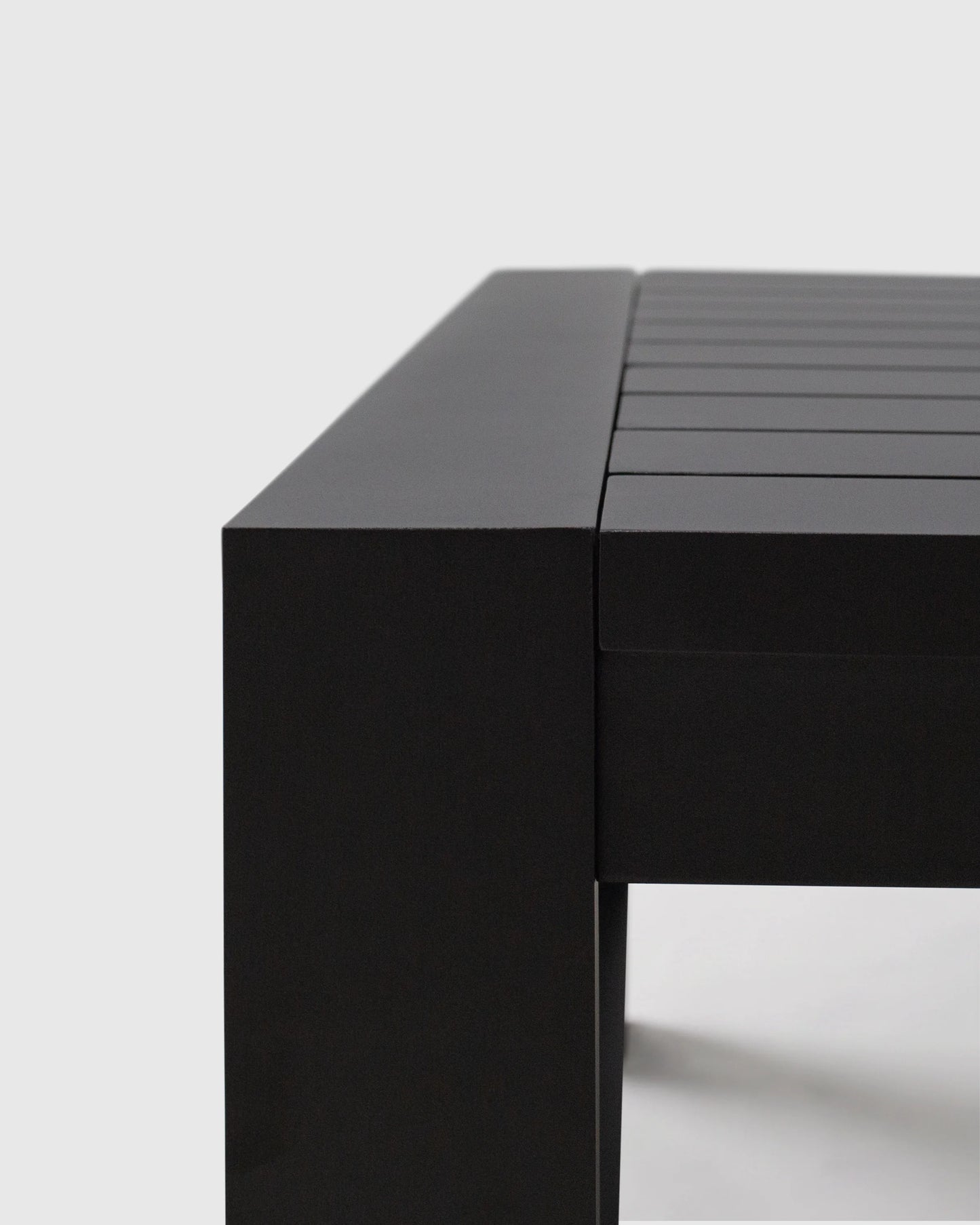 Linear Aluminum Outdoor Coffee Table - One Size / Dark Charcoal