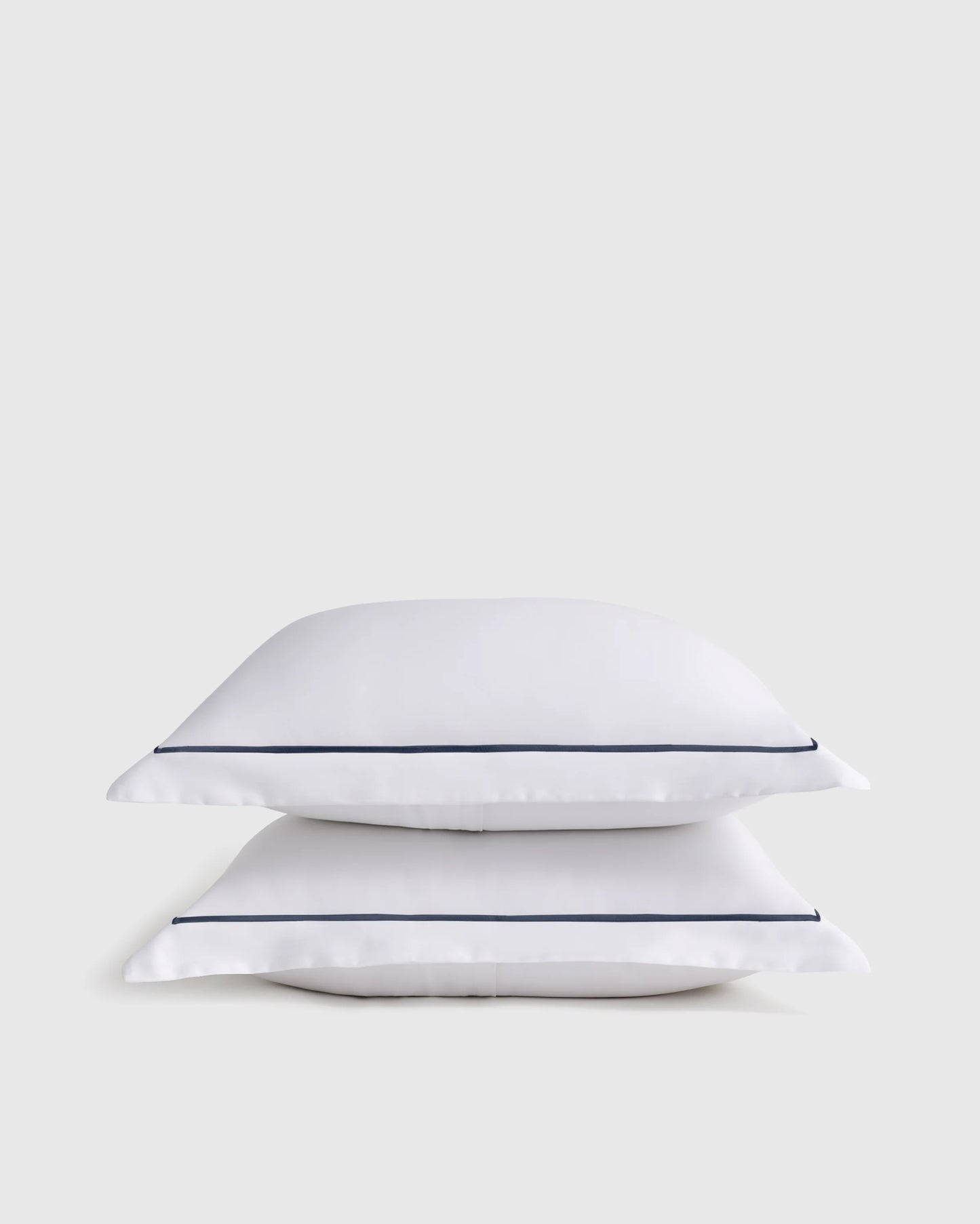 Signature Giza Cotton Sateen Embroidered Sham Set - Standard / White/Dried Sage