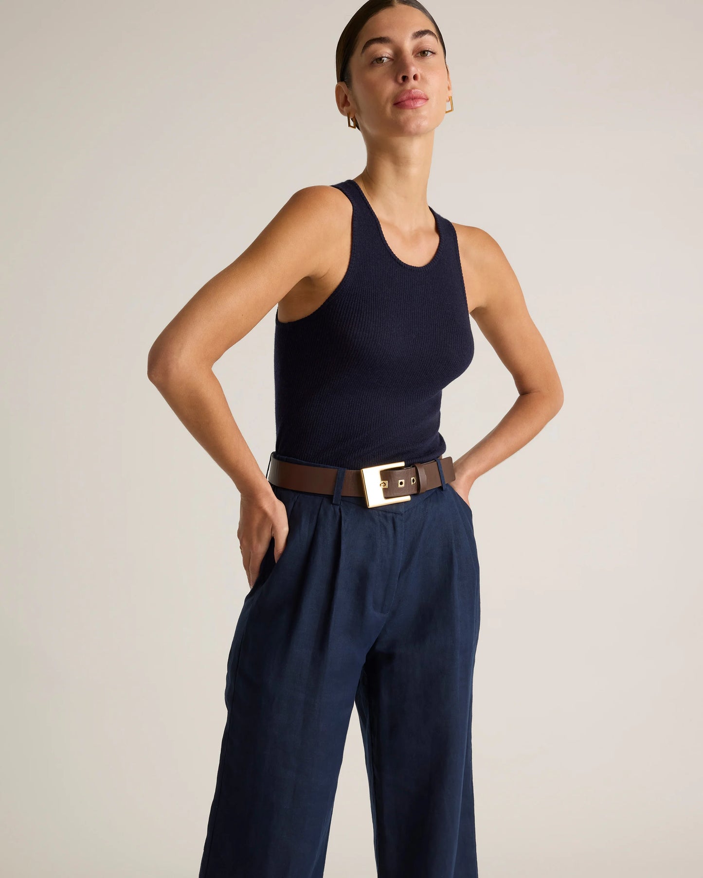 100% European Linen Pleated Trouser - 6 / Deep Navy