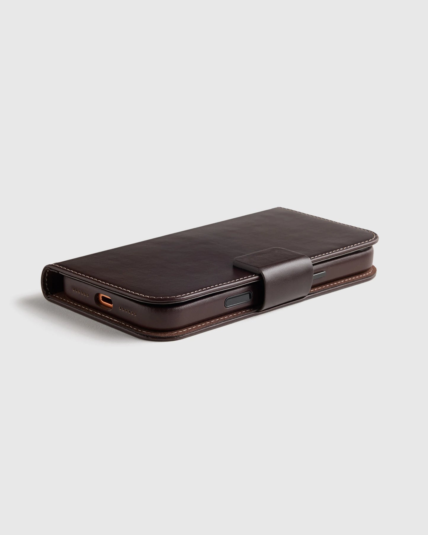 Italian Leather Phone 2-in-1 Folio Case - 17 Pro / Black