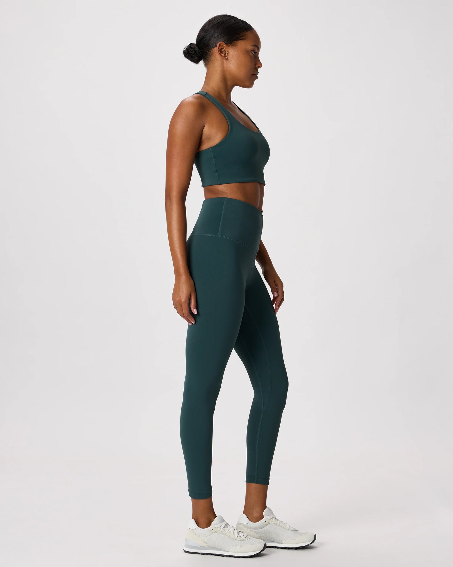 Ultra-Form High-Rise Crossover Legging - XS / Dark Coal
