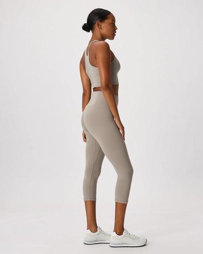 Ultra-Form High-Rise Capri - XS / Dark Coal