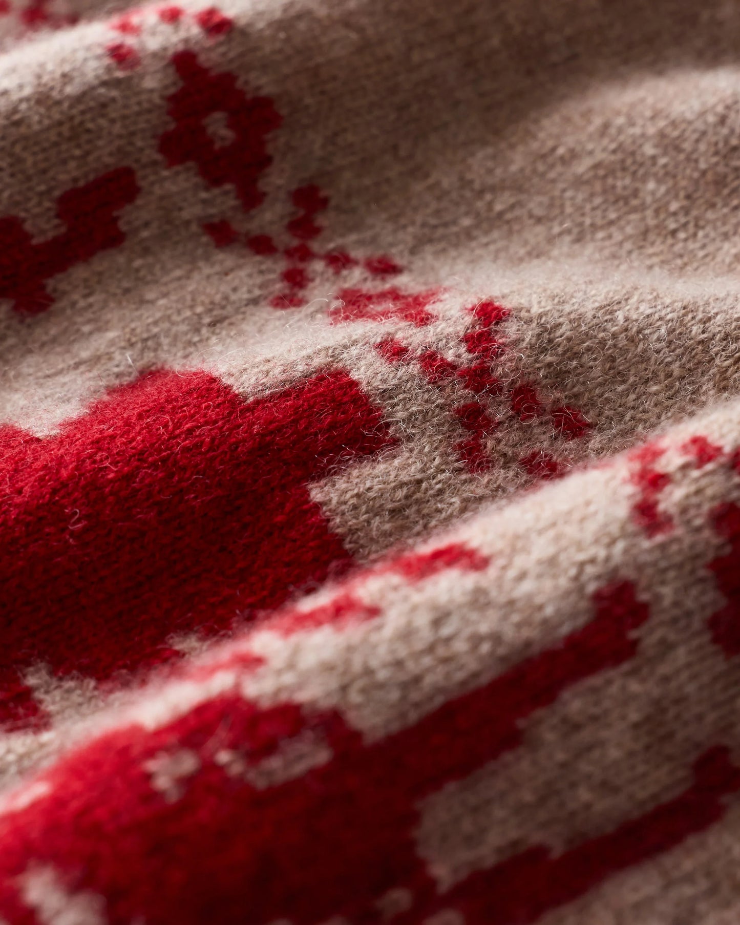 Mongolian Cashmere Fair Isle Christmas Sweater - S / Oatmeal/Varsity Red