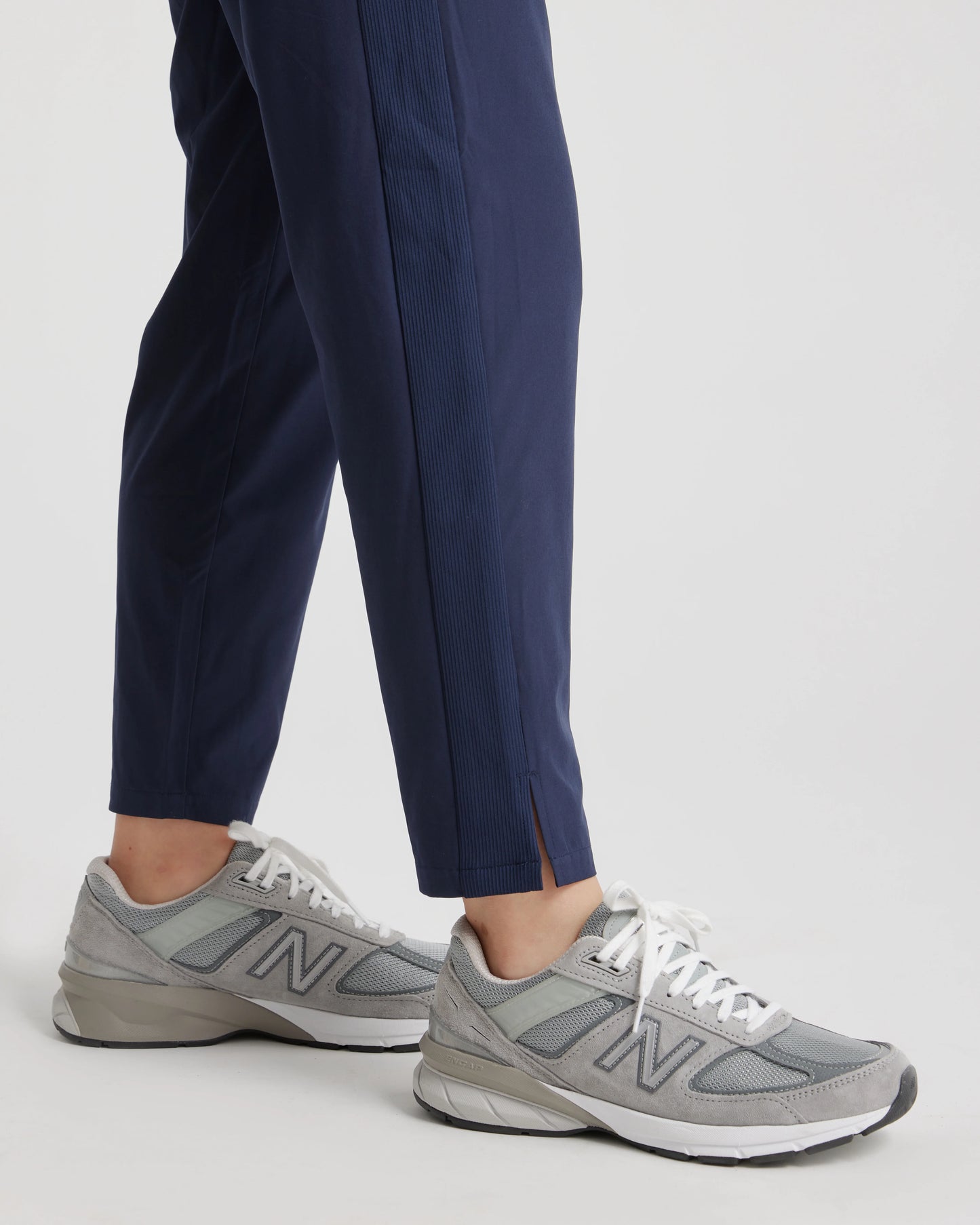 Performance Tech Ankle Pants - XS / Navy