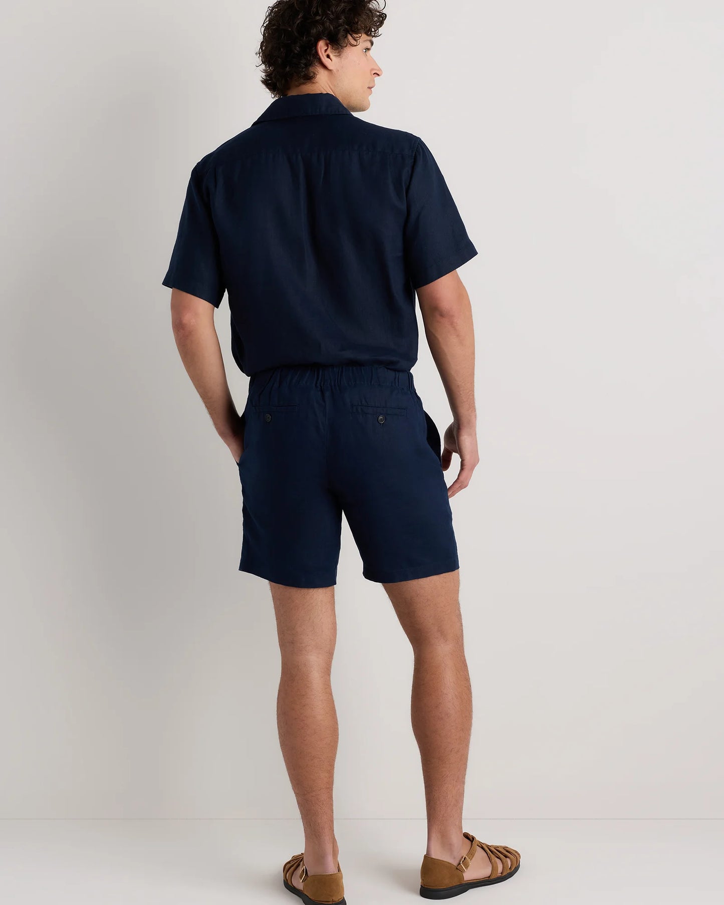 100% European Linen Shorts - 7" - S / Black