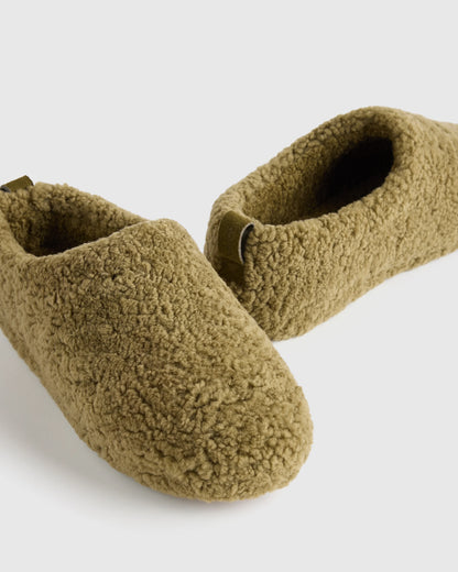 Men's Genuine Shearling Lounge Slipper - 7 / Black