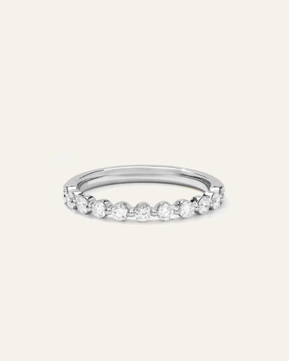 Lab Grown Diamond Single Shared Prong Halfway Band - 4 / Yellow Gold
