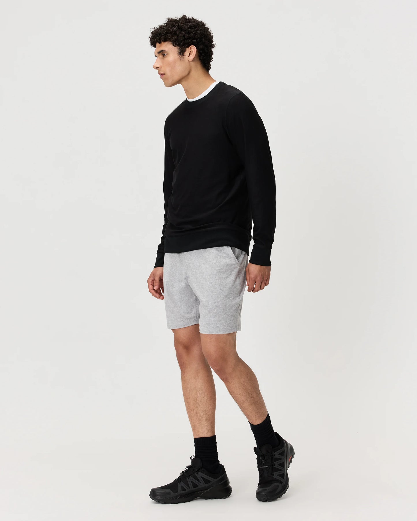 Flowknit Performance Crew Sweatshirt - S / Solid Chalk