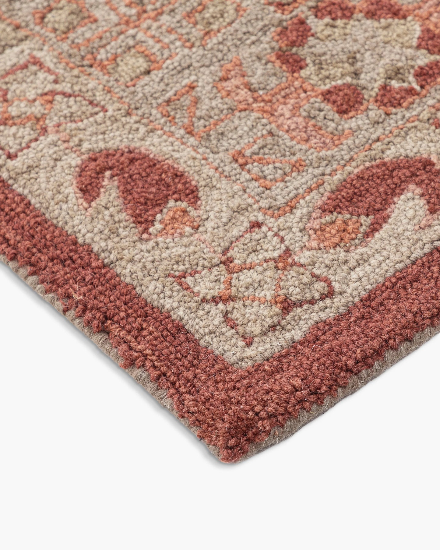 Lilia Wool Rug - 3' x 5' / Red
