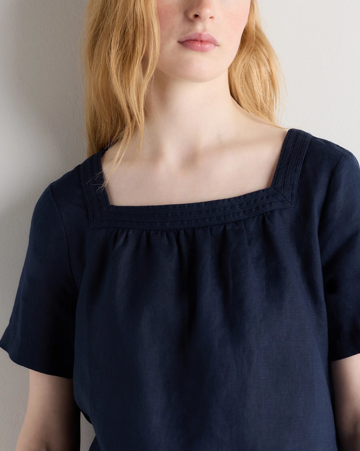 100% European Linen Square Neck Swing Top - XS / Black