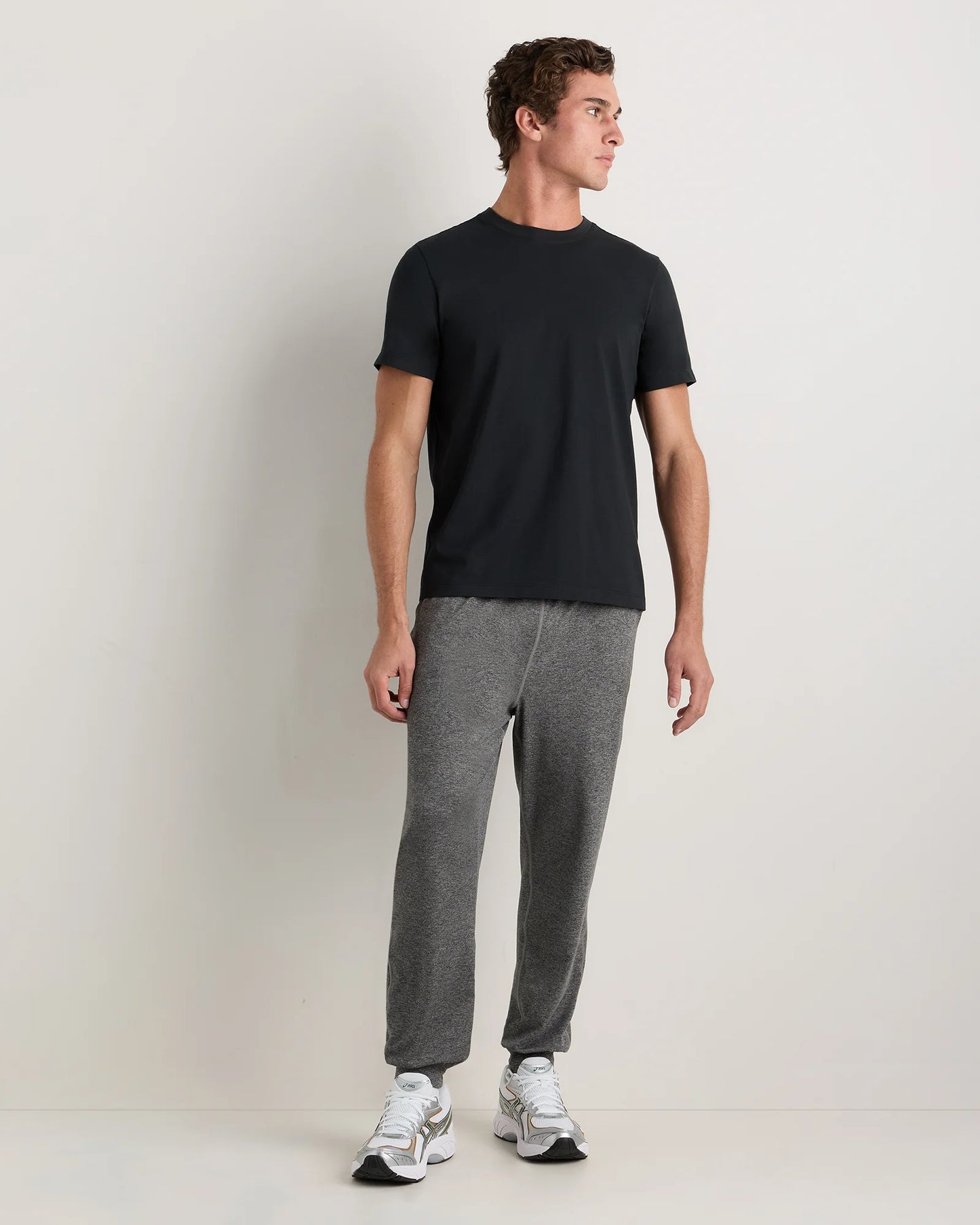 Studio Performance Tee - S / Black