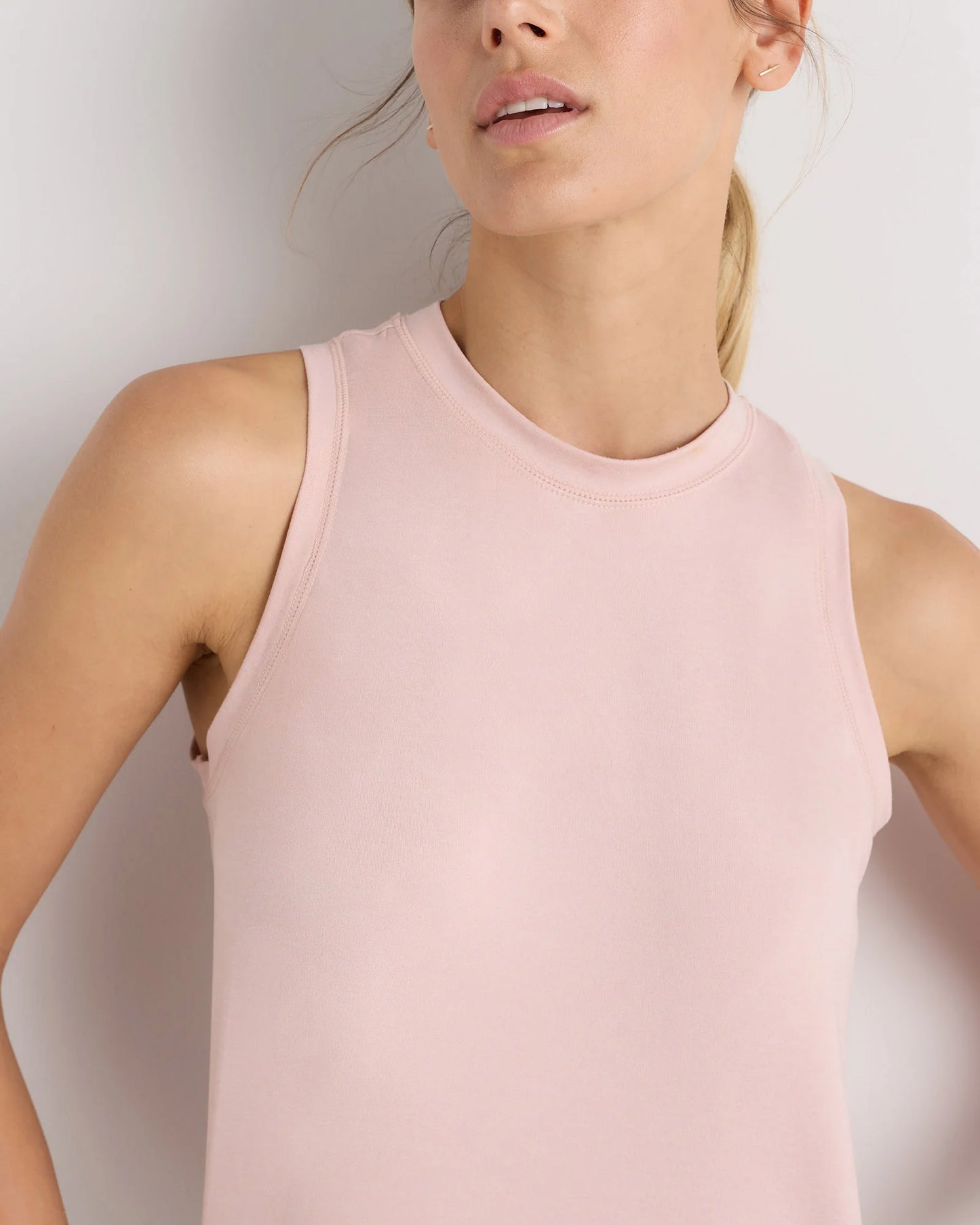 Flowknit Breeze High-Neck Tank - XS / Heather Deep Navy