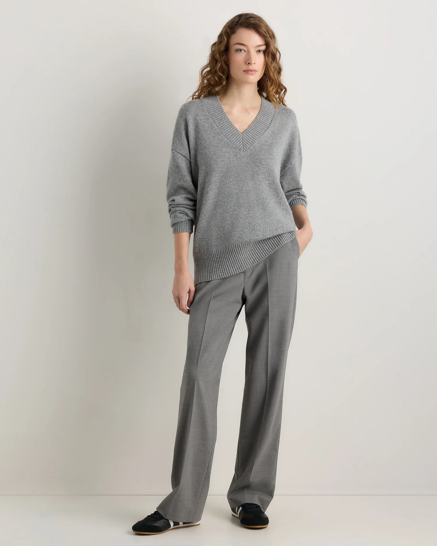 Mongolian Cashmere Oversized V-Neck Sweater - XS / Elk Brown