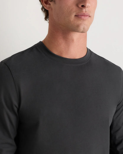 Studio Performance Long Sleeve Tee - S / Black