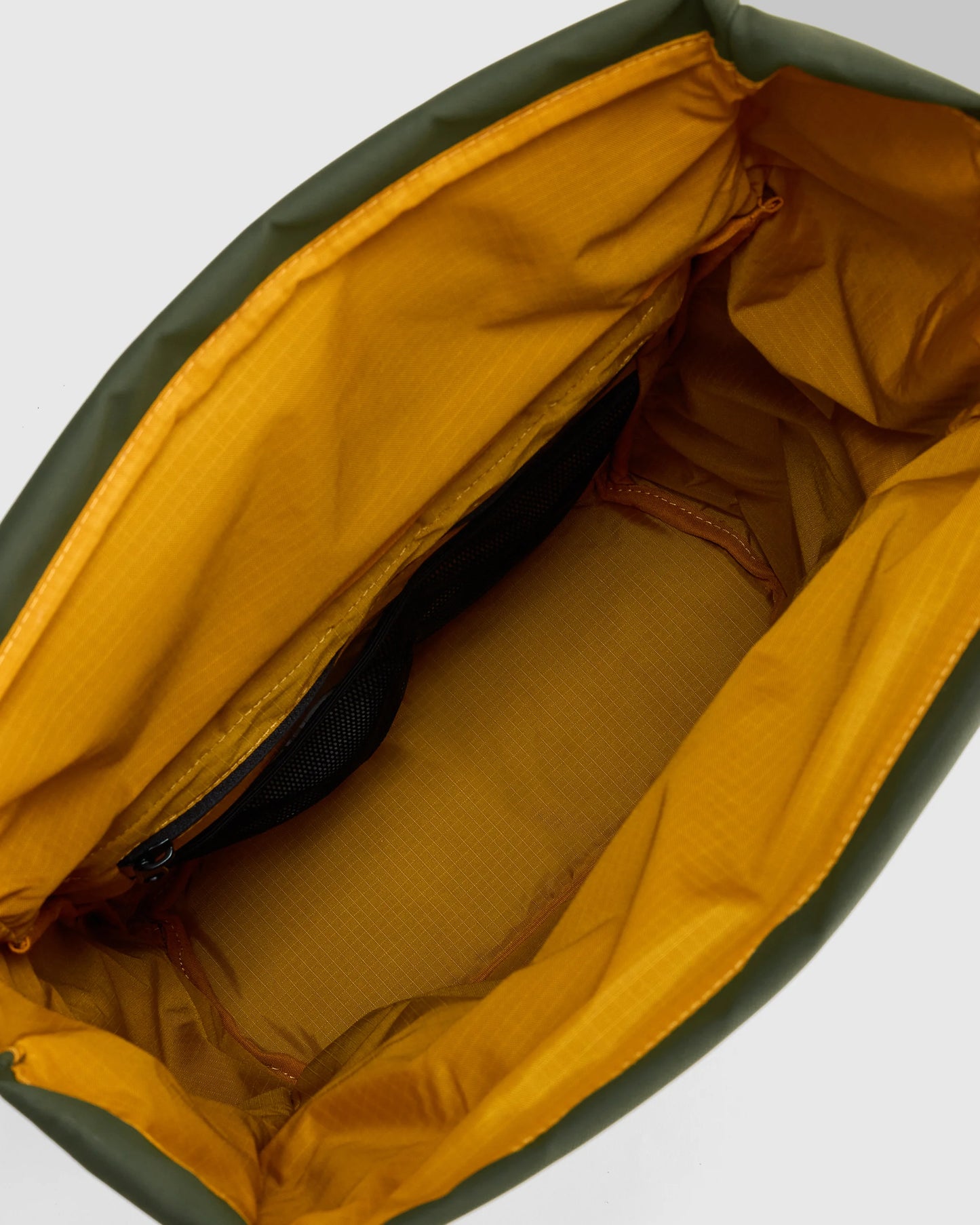 Weather Proof Roll-Top Backpack - One Size / Navy