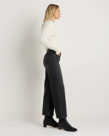 Luna Stretch Relaxed Straight Jeans - 24 / Cool Blue