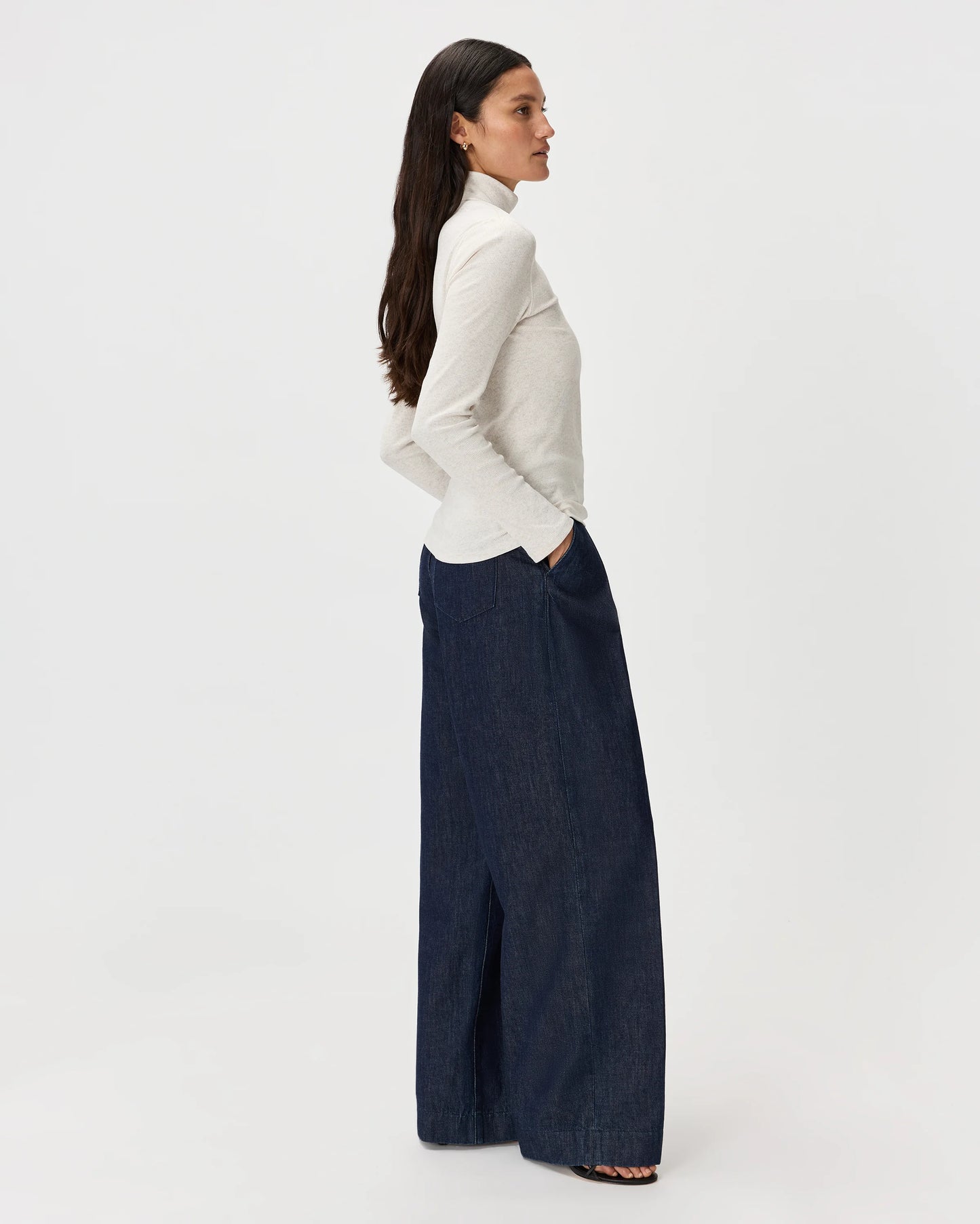 Organic Cotton Micro-Rib Turtleneck - XS / Taupe Brown