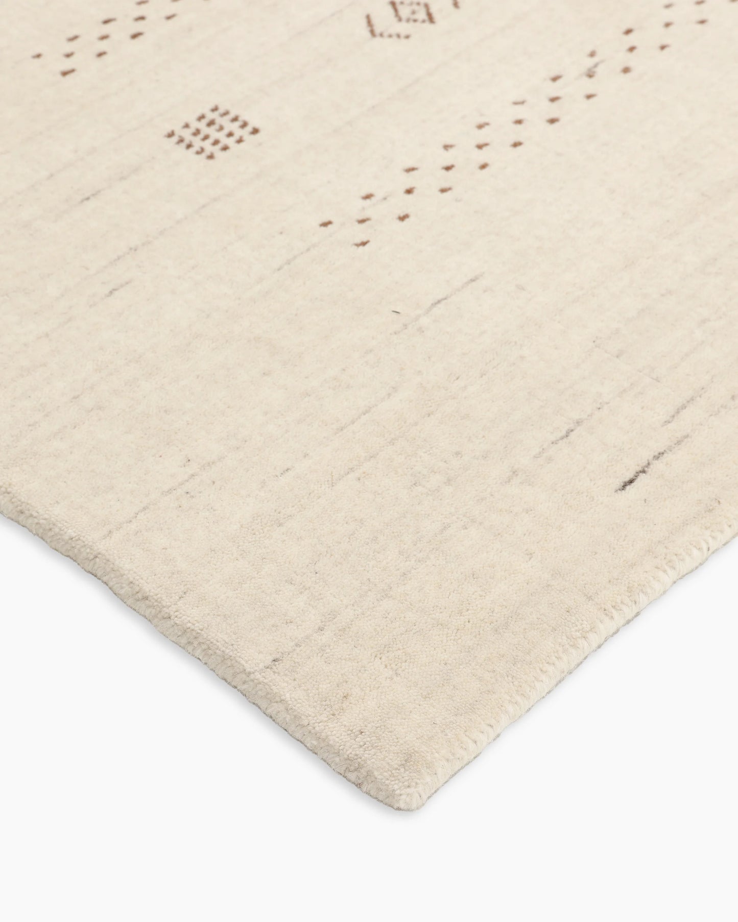 Dakota Hand-Loomed Wool Rug - 4' x 6' / Ivory