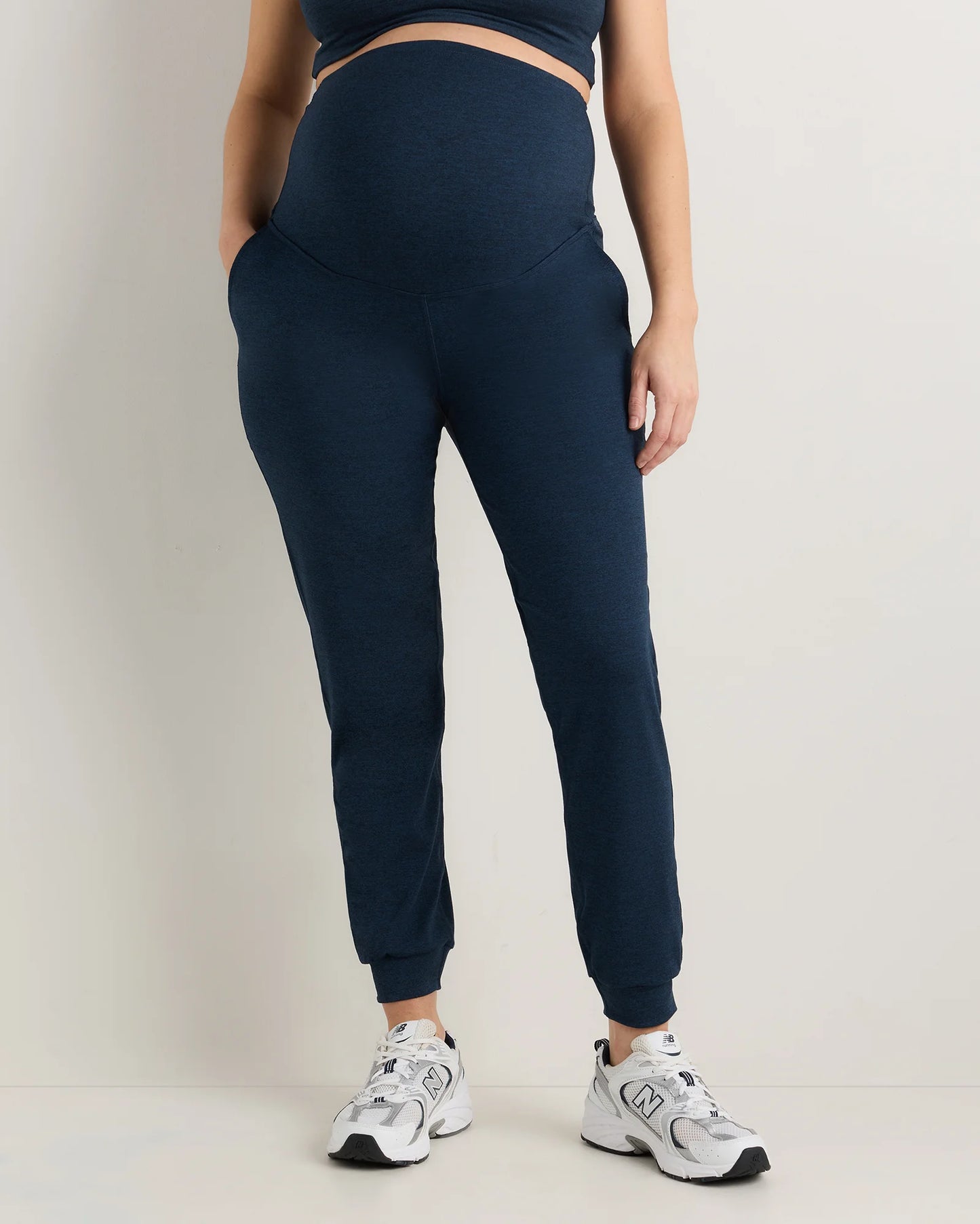 Ultra-Soft Maternity Joggers - XS / Heather Black