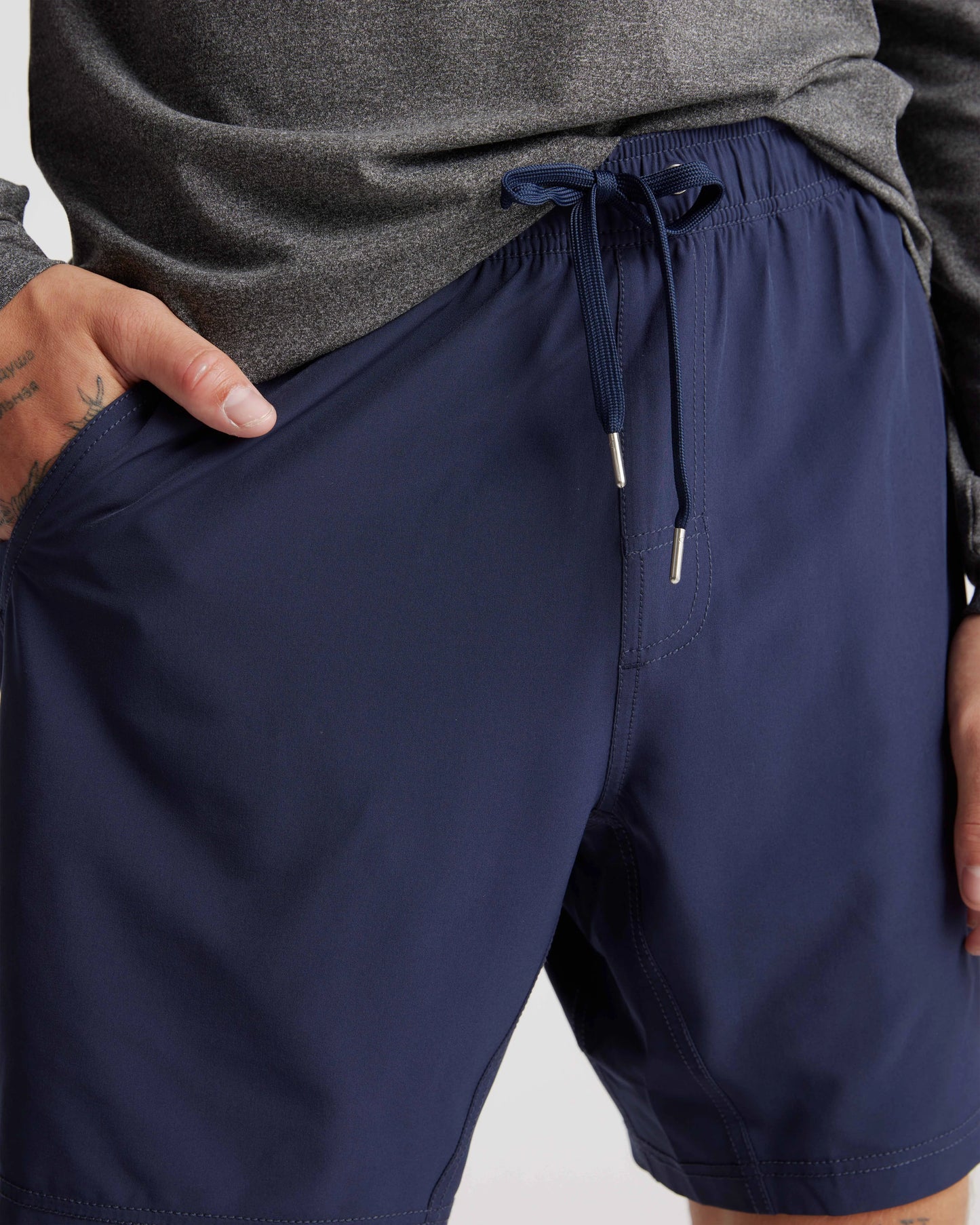 Performance Tech Shorts - 7.5" - S / Granite Grey