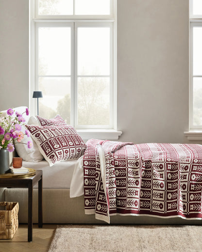 Organic Cotton Jacquard Floral Coverlet - Twin / Blue Fog