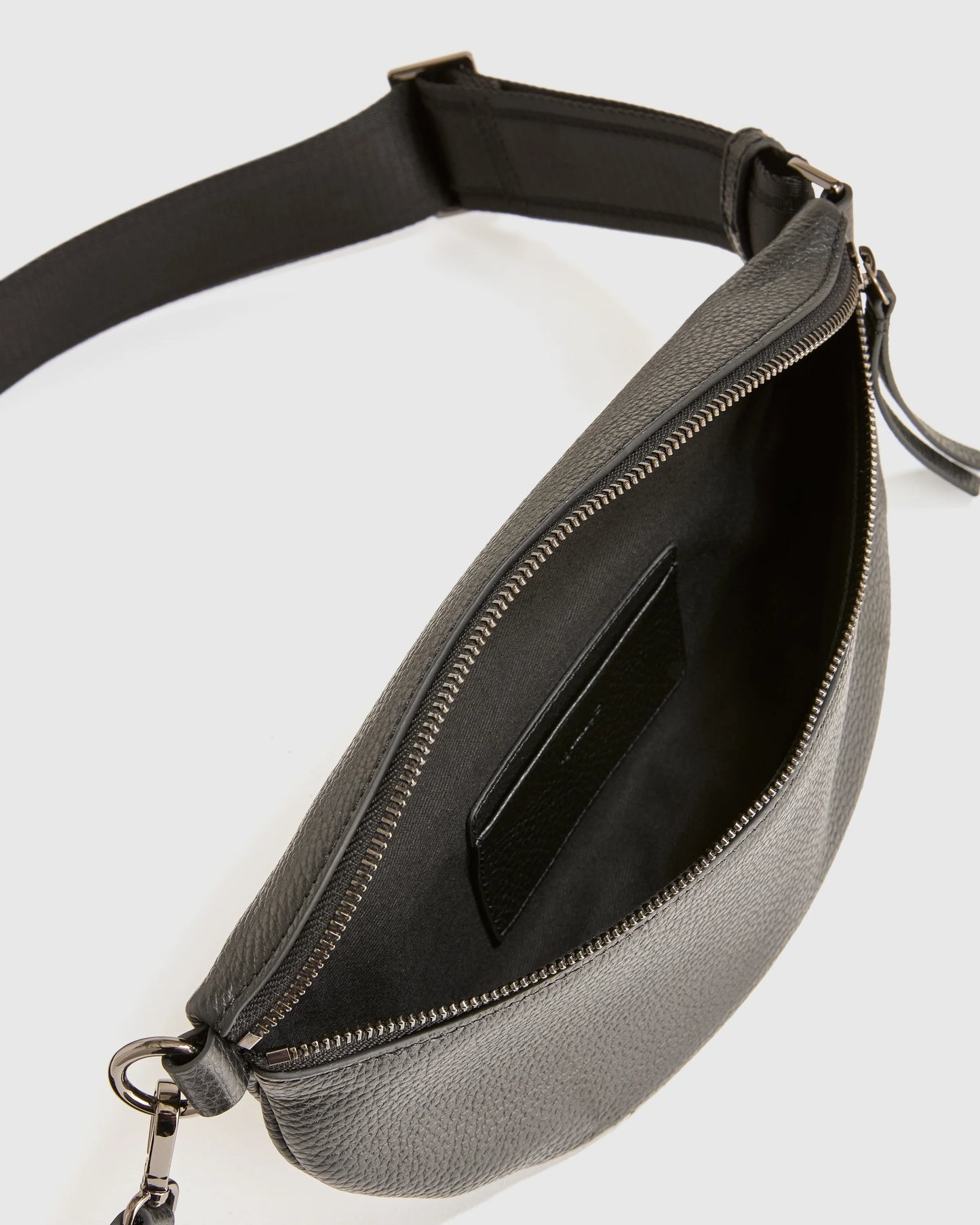 Quinn Sling Bag - One Size / Cognac