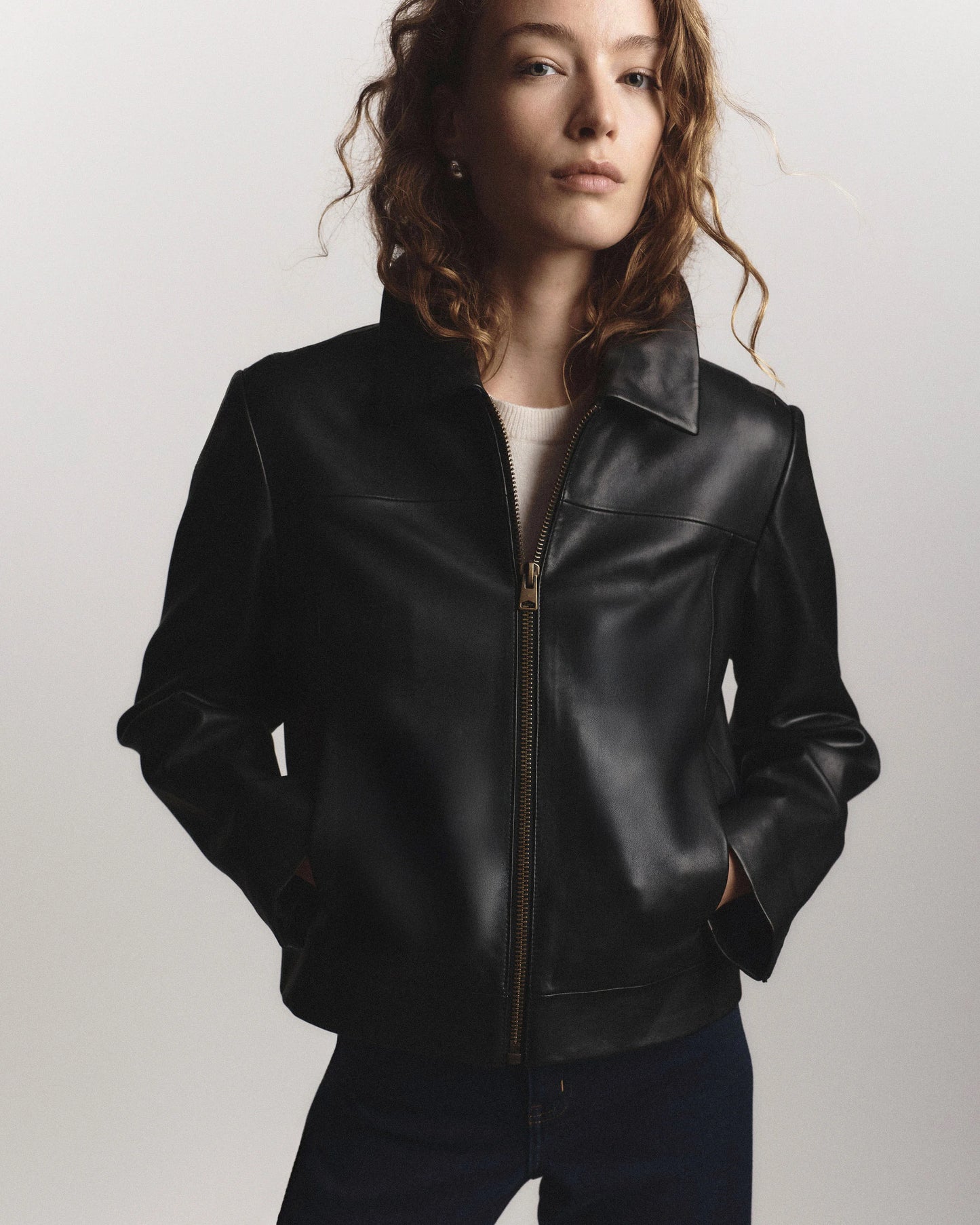 100% Leather Cropped Zip-Front Jacket - XS / True Black