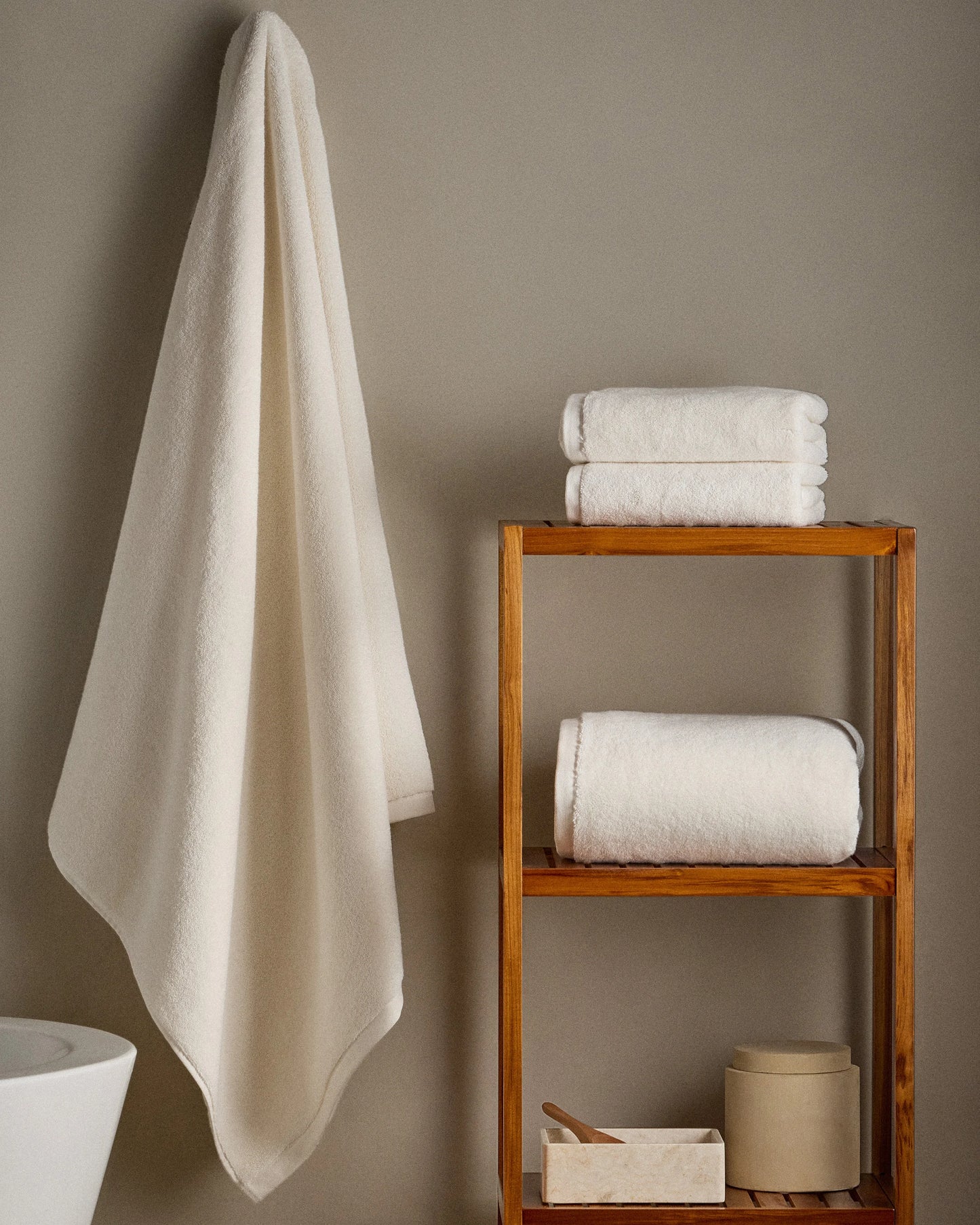 Plush Organic Turkish Cotton Bath Sheet Bundle (4 pieces) - One Size / White