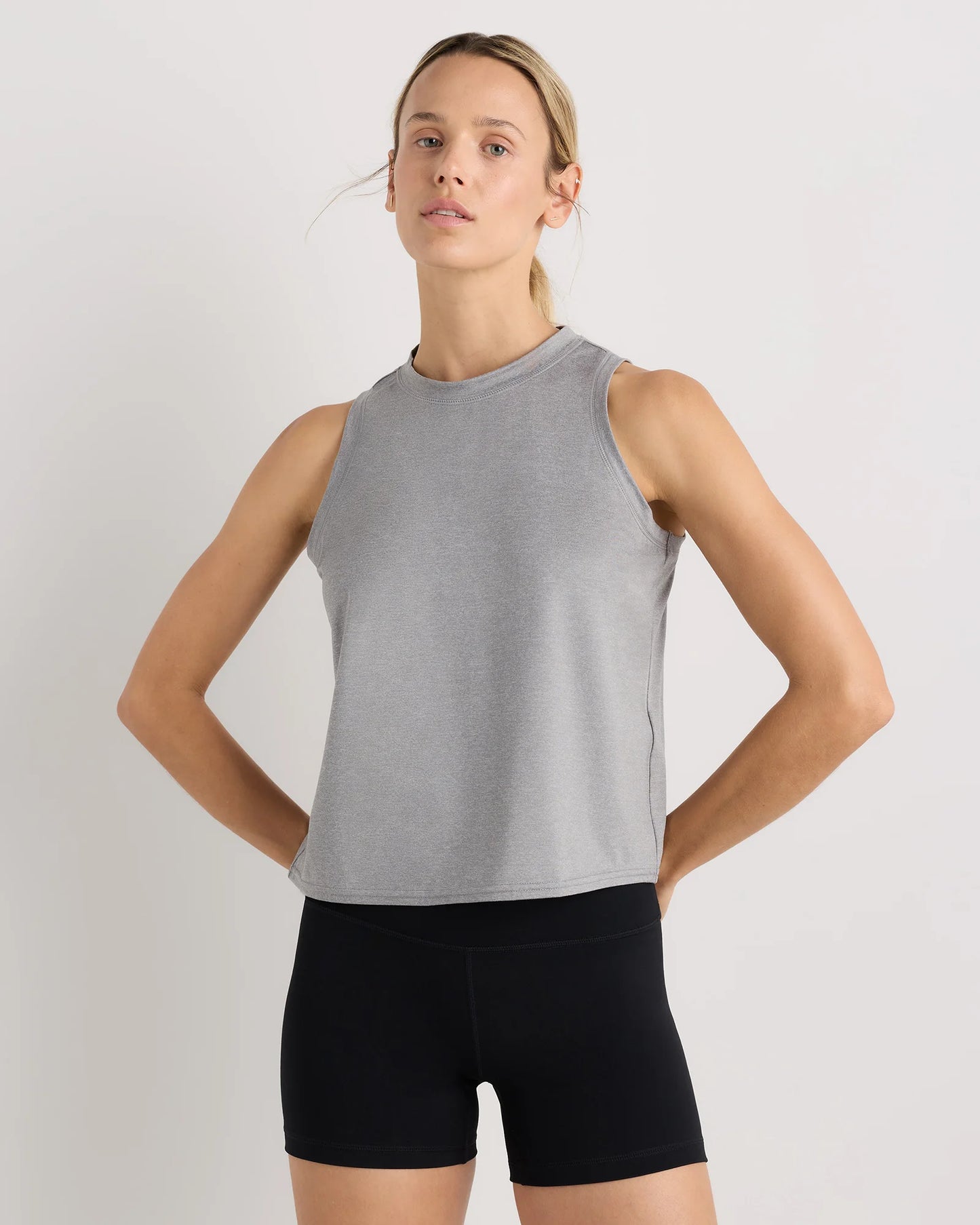 Flowknit Breeze High-Neck Tank - XS / Heather Deep Navy