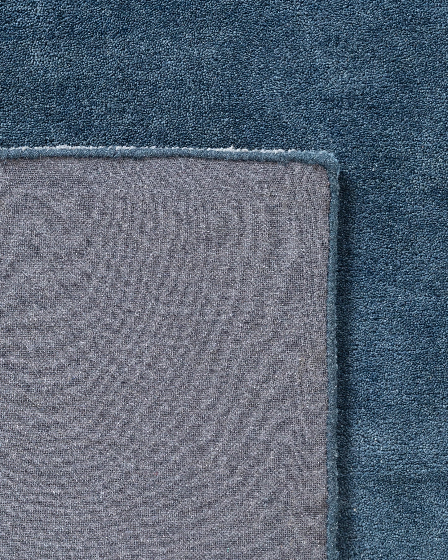 Velzy Wool Rug - 3' x 5' / Blue