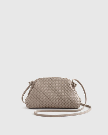 Naomi Handwoven Clutch - One Size / Black