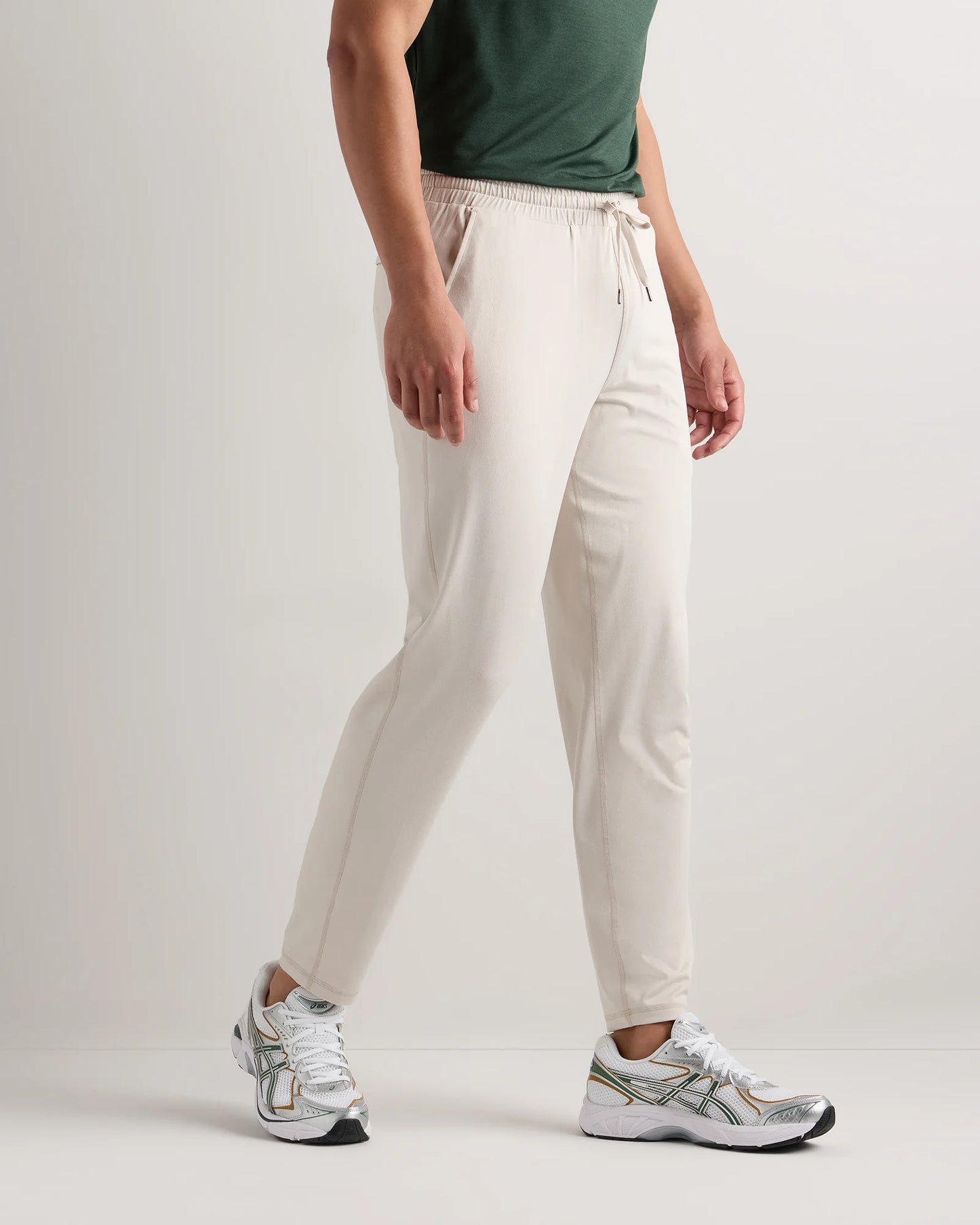 Flowknit Performance Pants - S / Solid Chalk