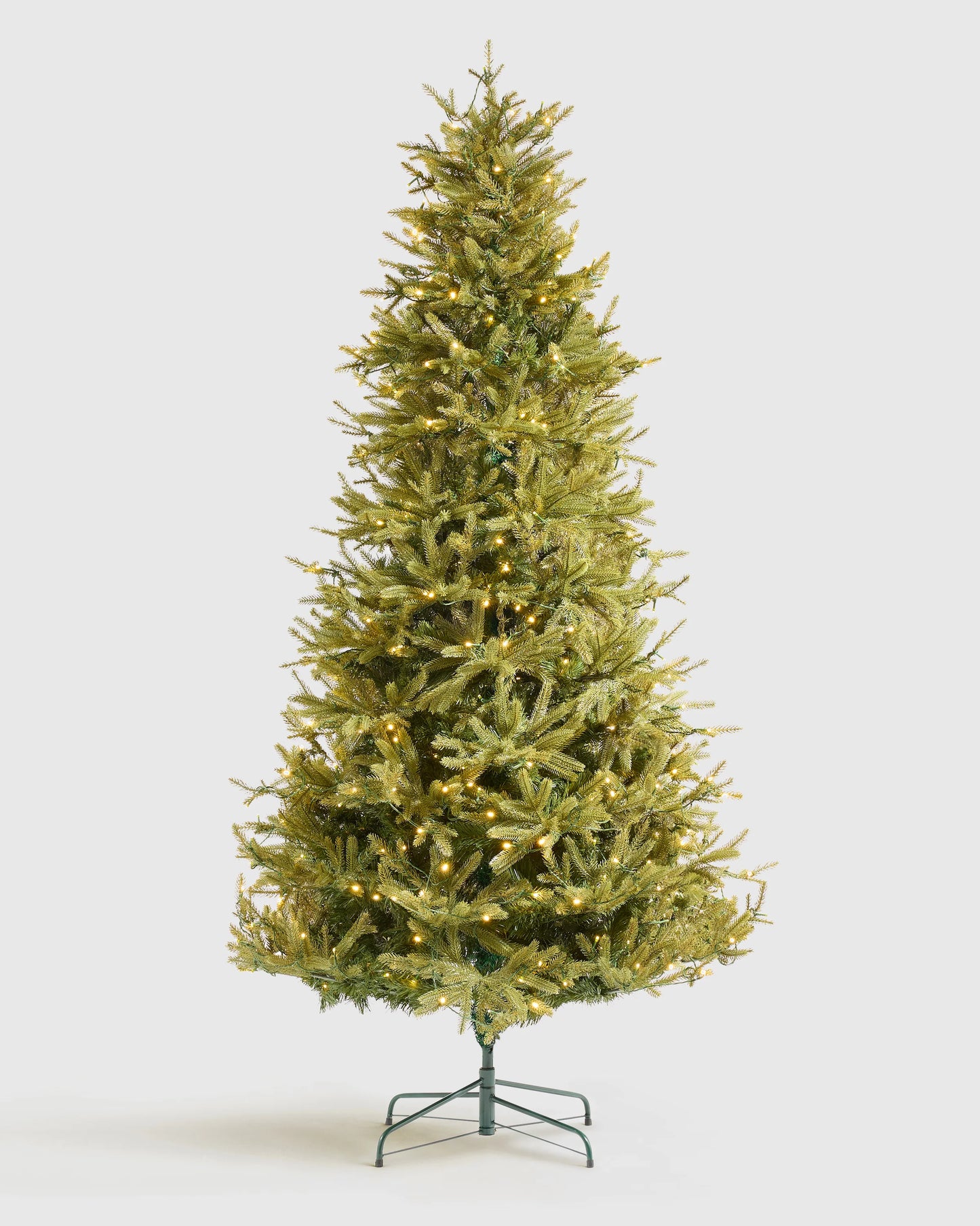 Spruce Artificial Christmas Tree: Lit - 7' / Forest Green