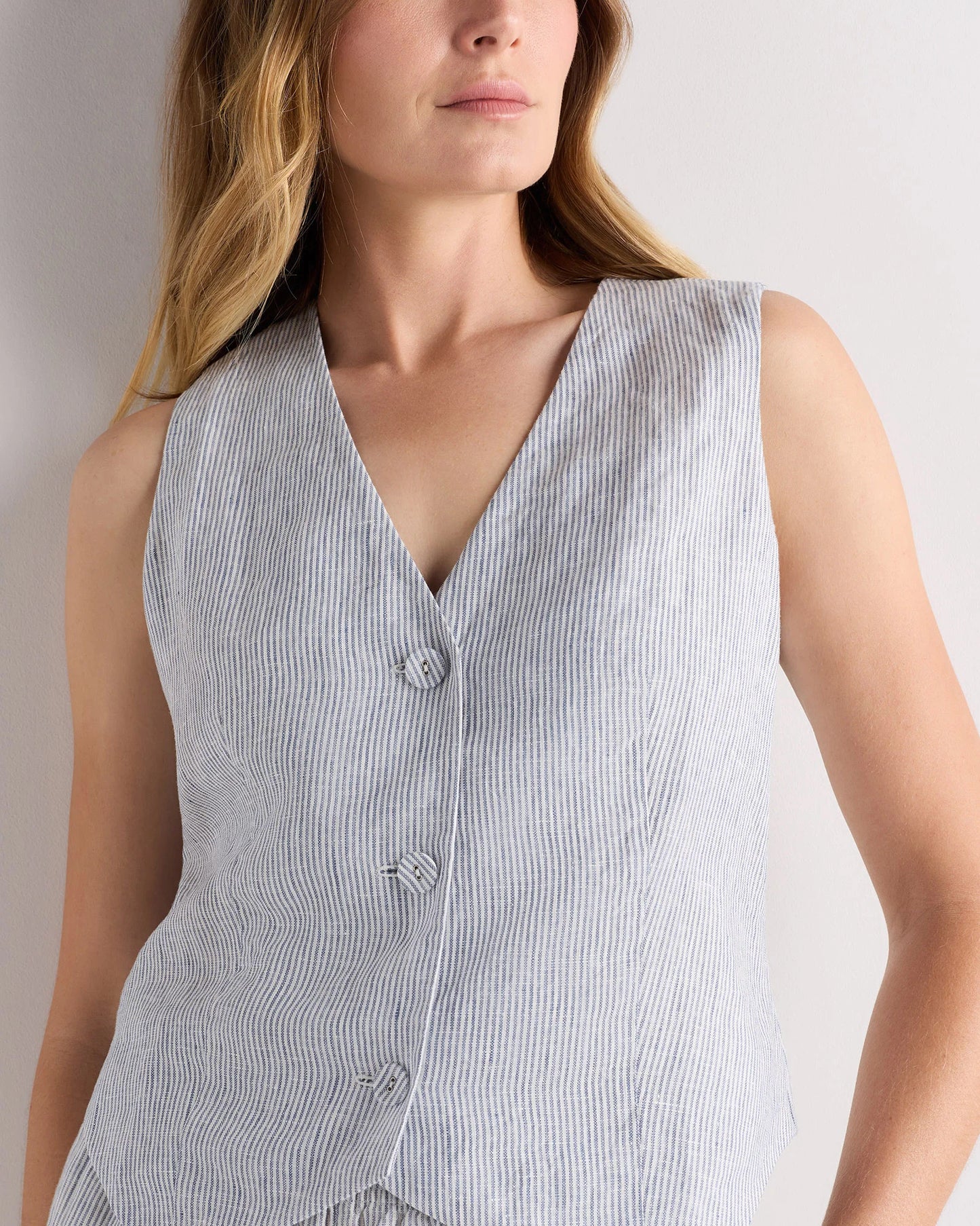 100% European Linen Vest - XS / Blue Pinstripe