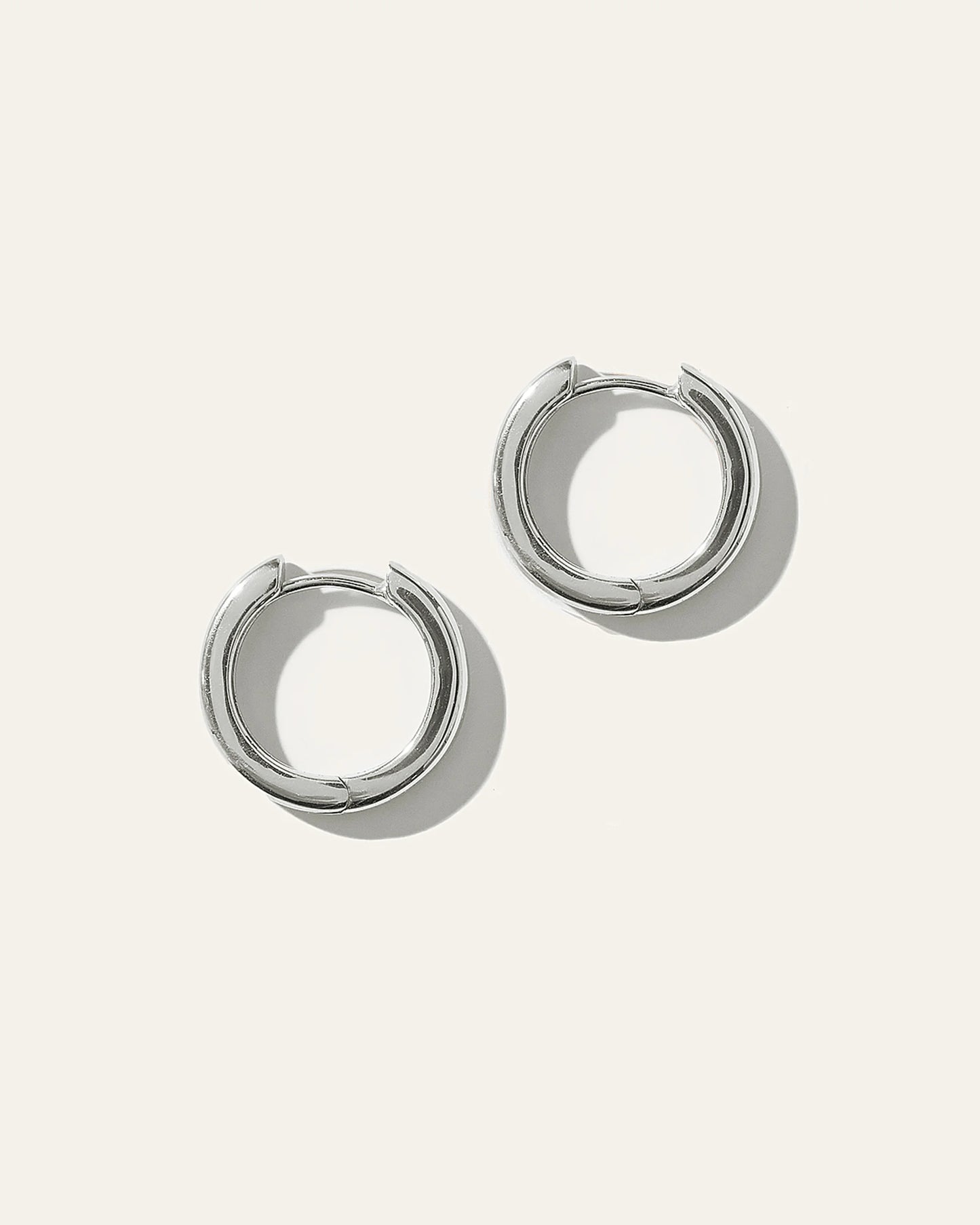 Huggie Hoops - One Size / Sterling Silver