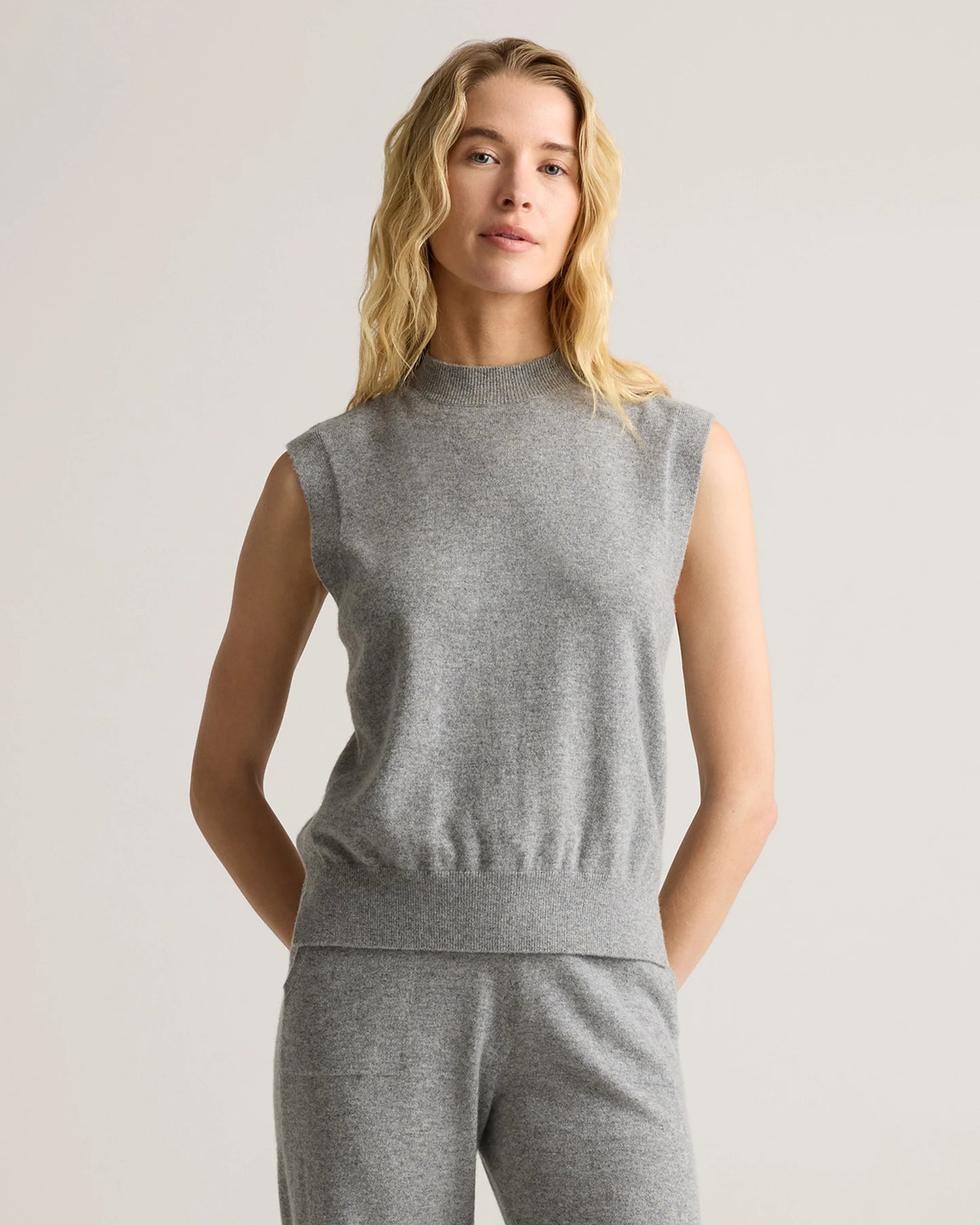 Mongolian Cashmere Mock Neck Sweater Vest - XS / Oatmeal