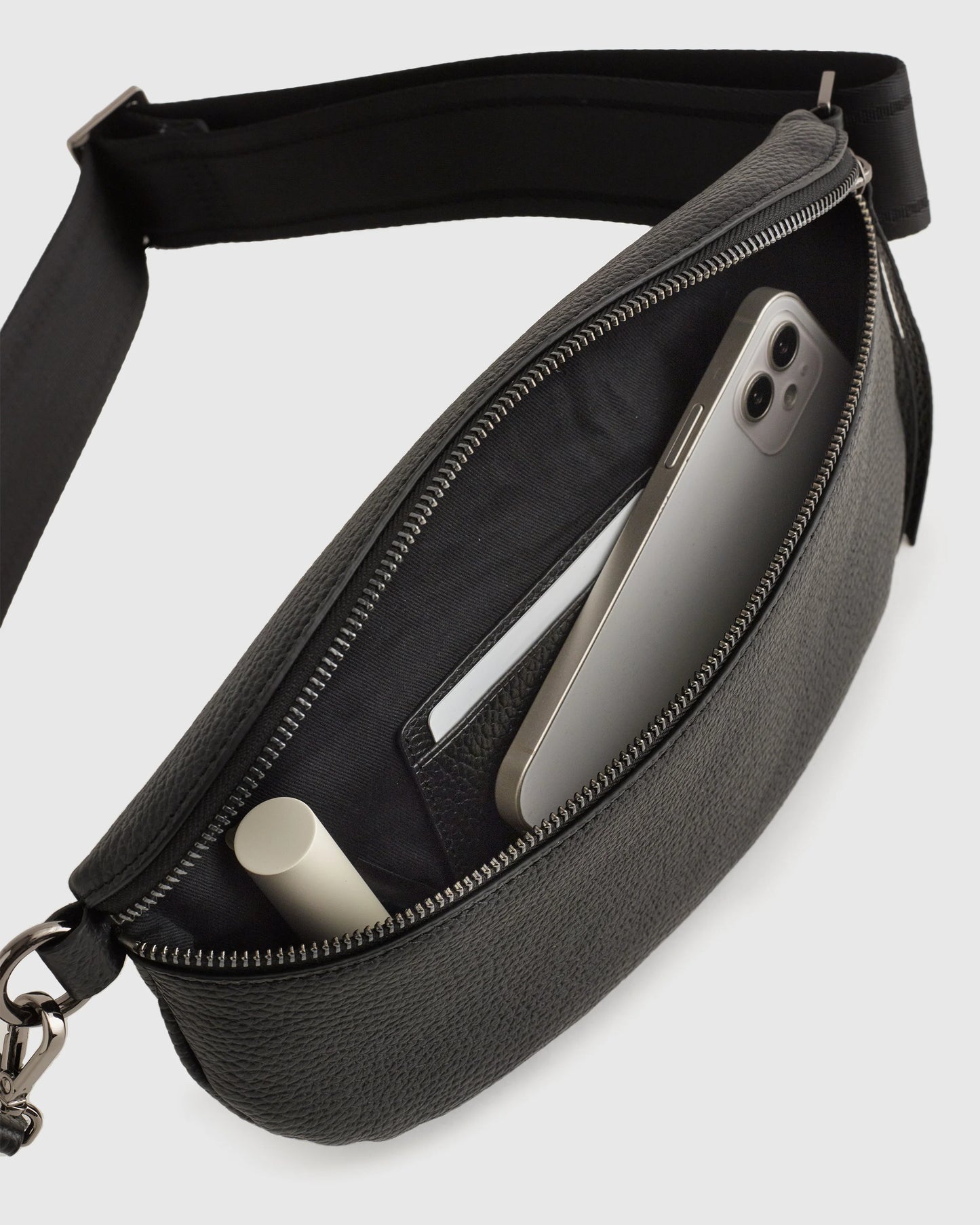 Quinn Sling Bag - One Size / Cognac