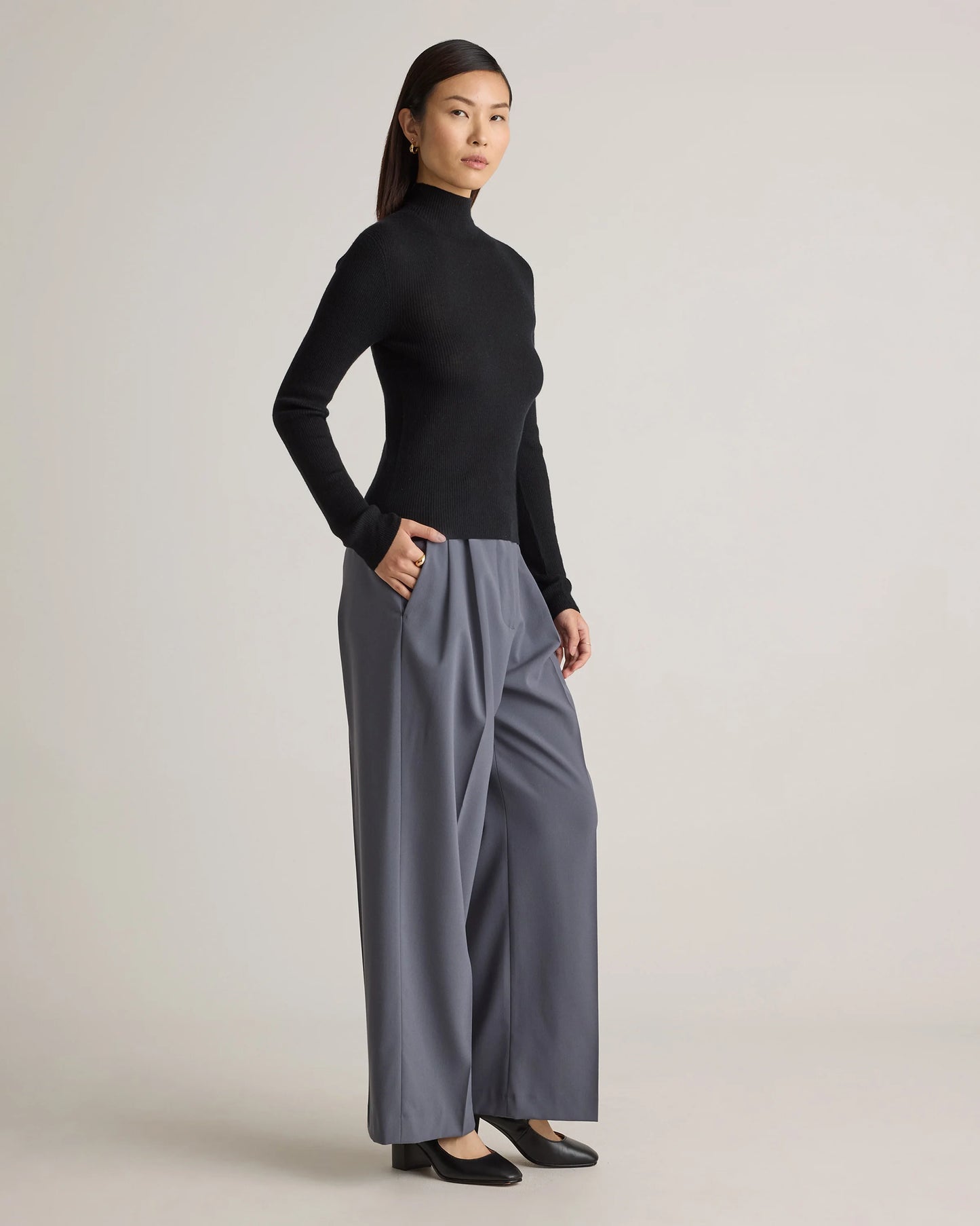 Featherweight Cashmere Ribbed Mockneck Sweater - XS / Deep Navy