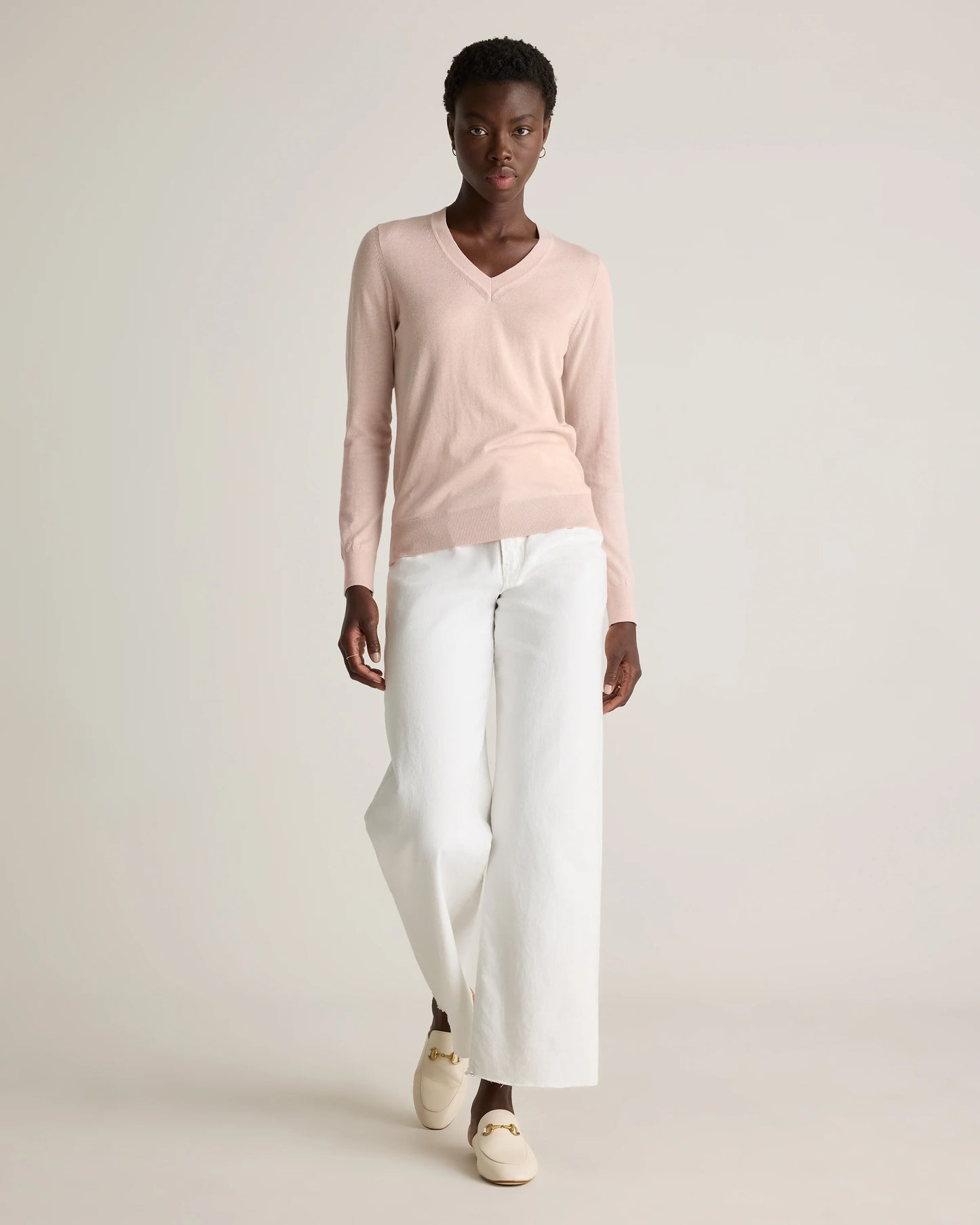 Lightweight Cotton Cashmere V-Neck Sweater - XS / Sugar Stone