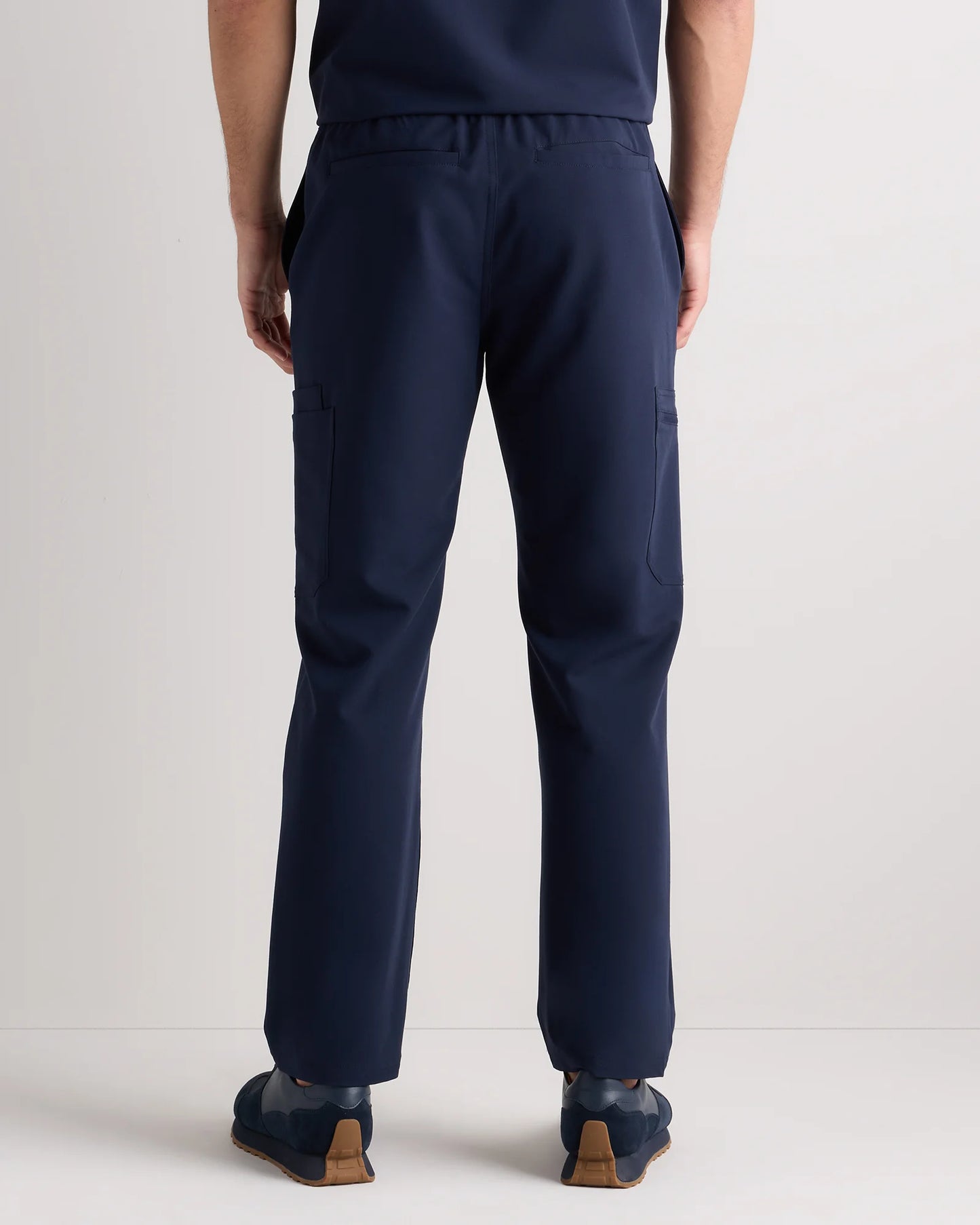 AeraFlex Scrub Cargo Pants - S / Bold Black