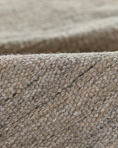 Sloane Indoor/Outdoor Rug - 5' x 8' / Silver