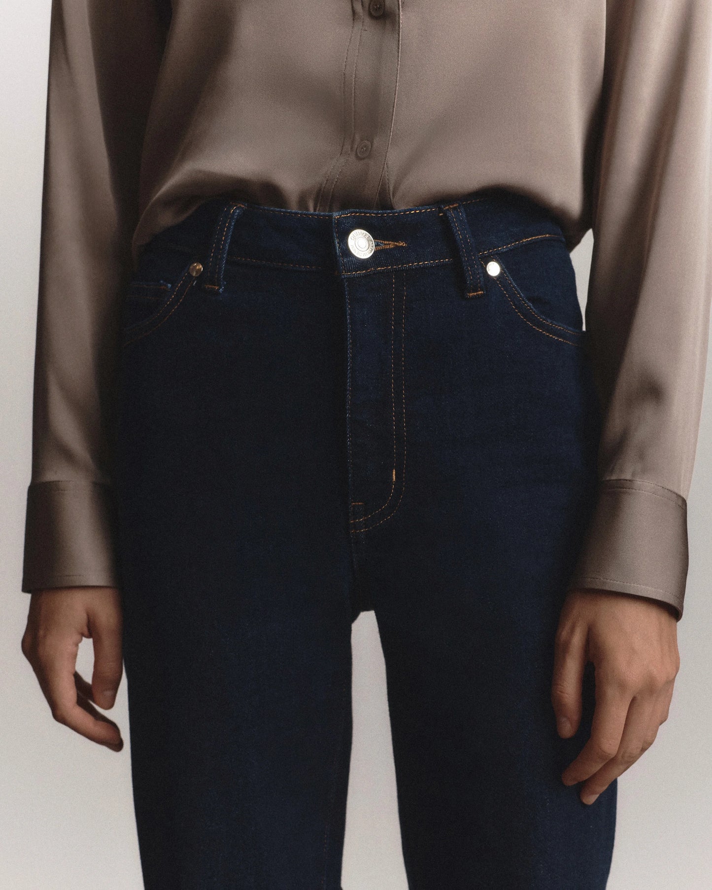 Bella Stretch Straight Jeans - 24 / Twilight Blue Fray