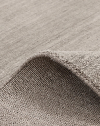 Indie Hand-Loomed Wool Rug - 5' x 8' / Taupe