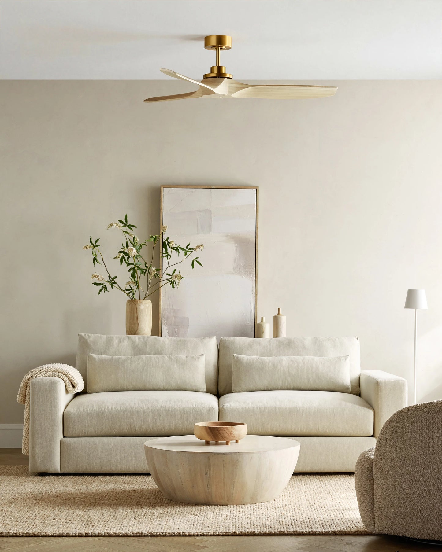 Transitional Wood Blade Ceiling Fan - 52" / Honey/Black