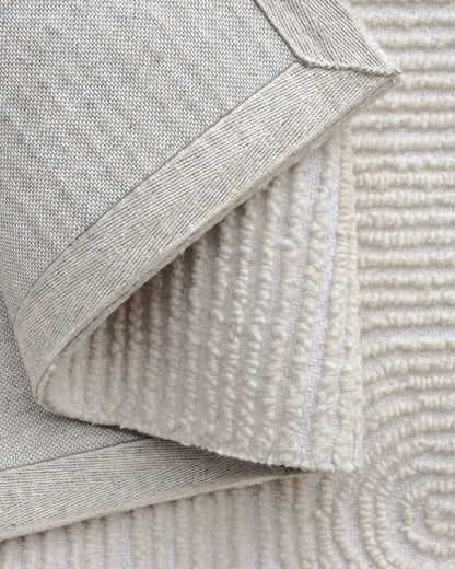 Asher Tufted Wool Rug - 3' x 5' / Ivory