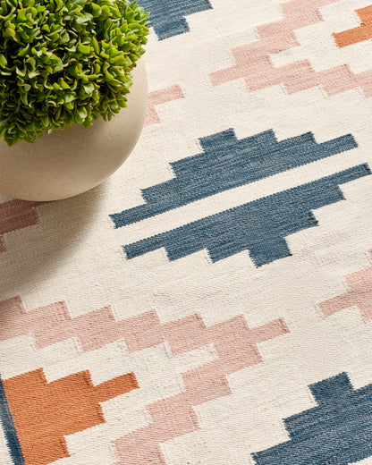 Jasper Indoor/Outdoor Flatweave Rug - 3' x 5' / Navy/Pink/Natural