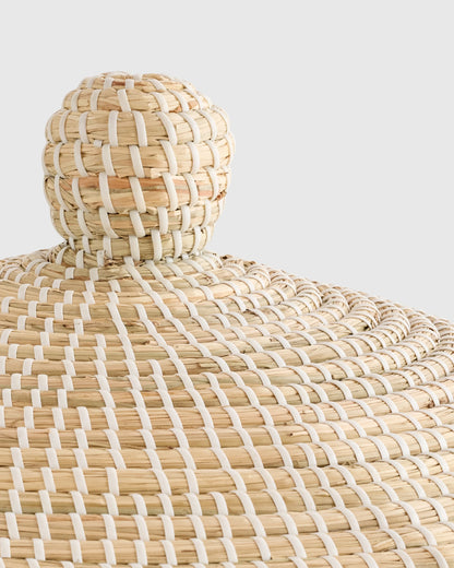 Handwoven Seagrass Lidded Storage Baskets (Set of 3) - Set of 3 (S/M/L) / White Wash