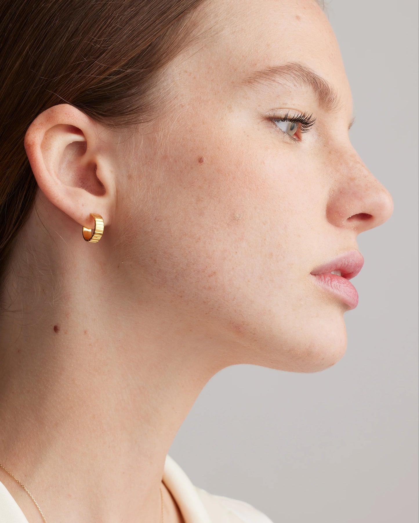 Ridge Half Huggie Hoops - One Size / Gold Vermeil