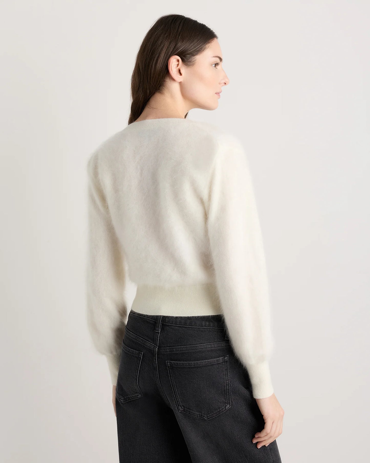 Brushed Cashmere Shrunken V-Neck Sweater - XS / Heather Grey